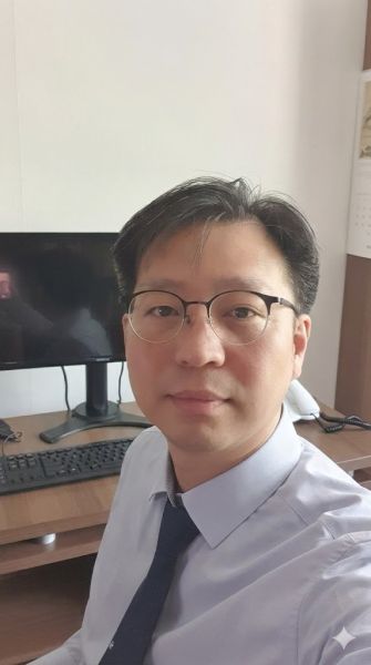 파일:교수 김현종 2026.jpg