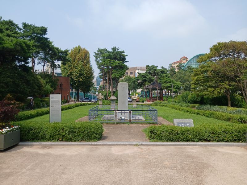 파일:20240711 145539 장충단.jpg