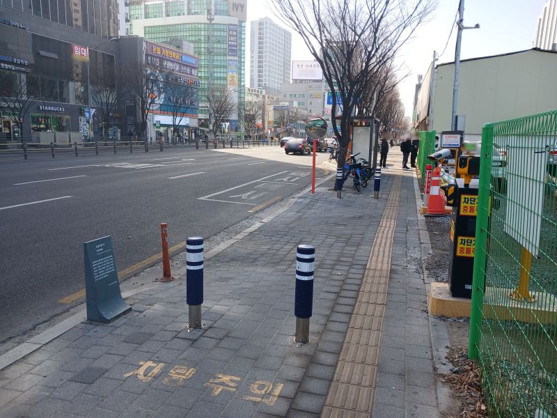 파일:20260222 151319 사충서원 blur.jpg