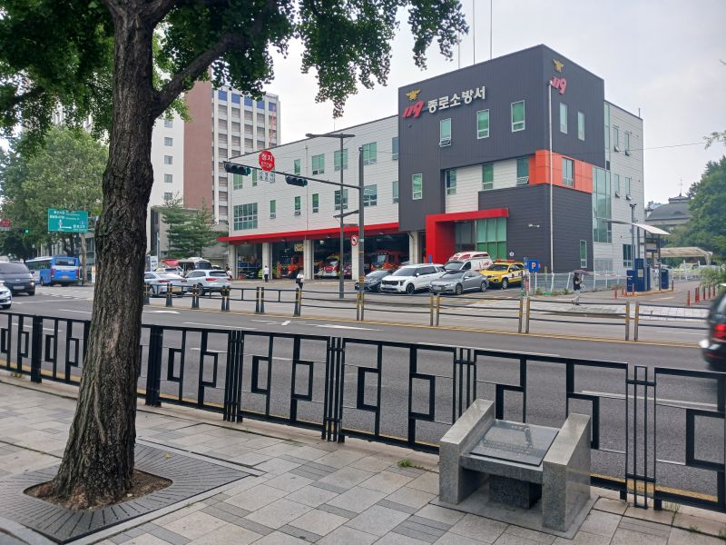 파일:20240704 090747 계동궁 blur.jpg