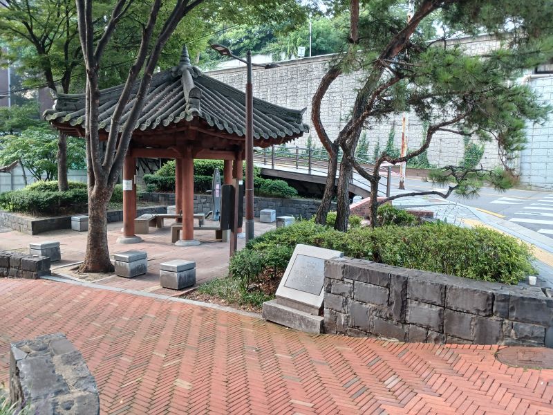 파일:20240805 081835 읍백당.jpg