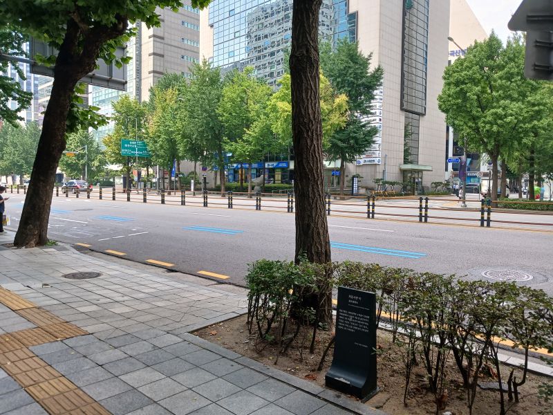 파일:20240805 101846 회동서관.jpg