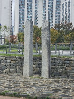 충청 아산 읍내동당간지주 251009.jpg